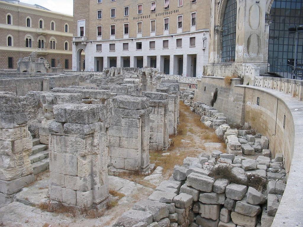 Anfiteatro Romano Anfiteatro Romano