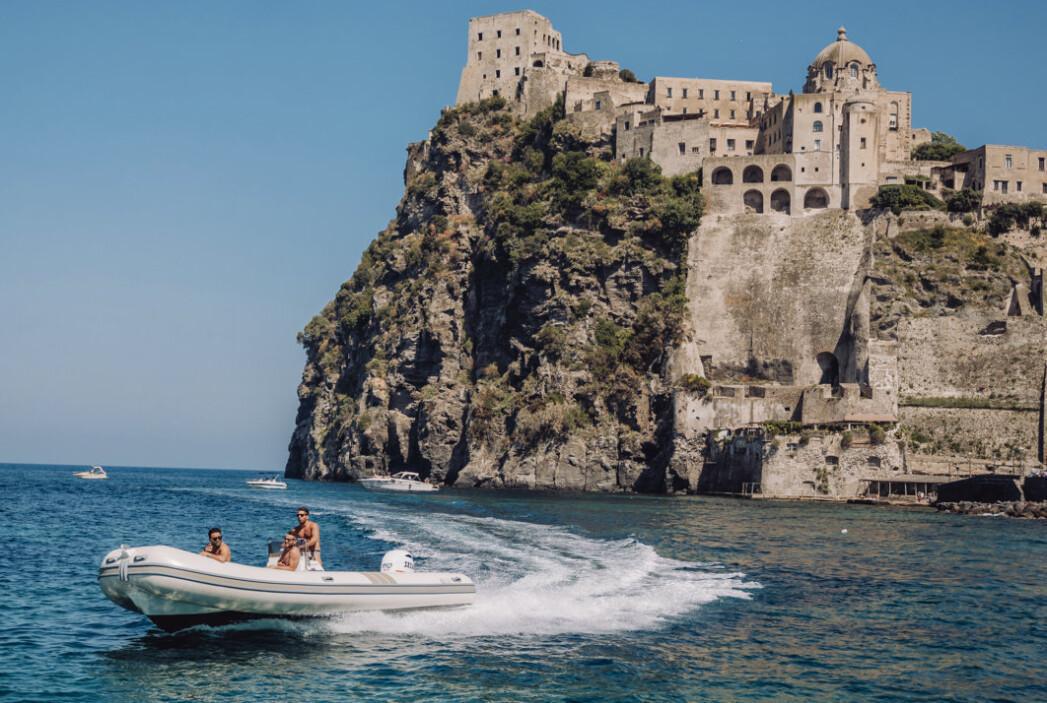 Ischia SeaDream – Noleggio imbarcazioni e gommoni Ischia SeaDream – Noleggio imbarcazioni e gommoni