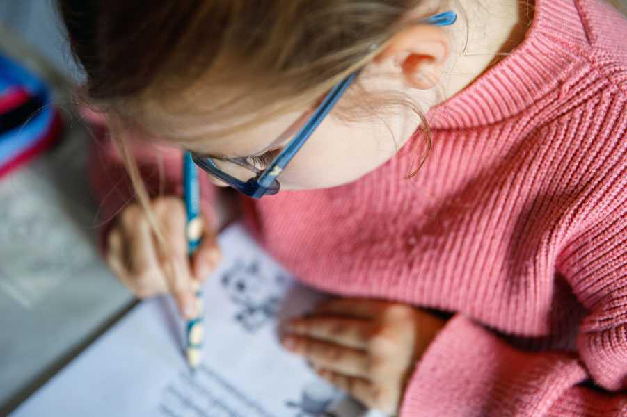 Nuevo estudio revela brechas en salud visual entre niños colombianos Nuevo estudio revela brechas en salud visual entre niños colombianos