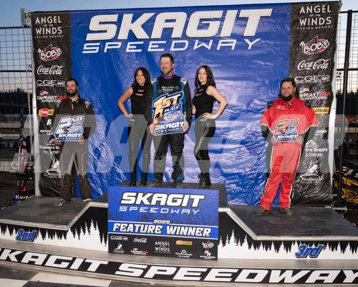 Thornhill Thrills in 360 Sprint Car Opener; Week 2 At Skagit Speedway