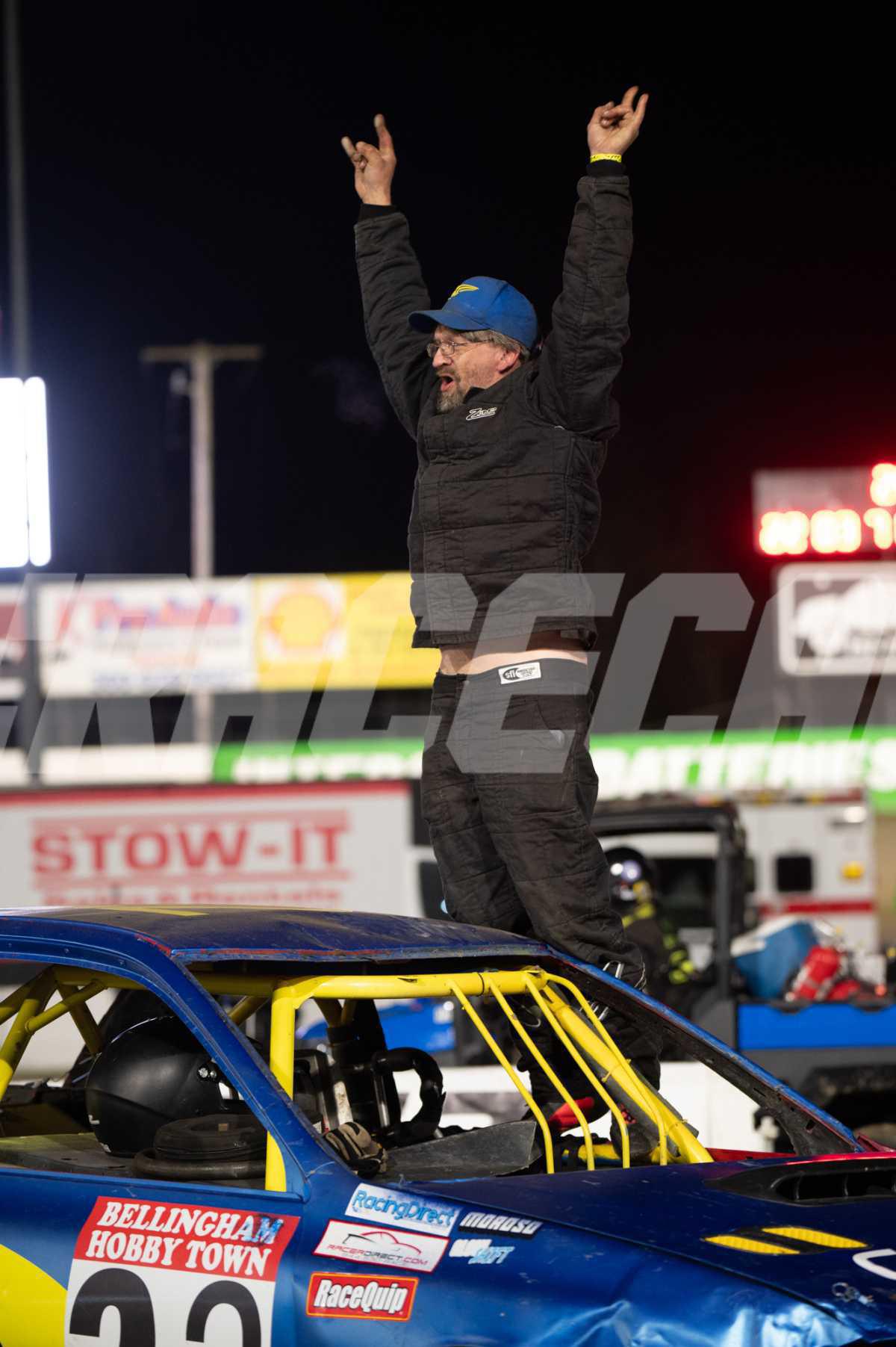 Thornhill Thrills in 360 Sprint Car Opener; Week 2 At Skagit Speedway