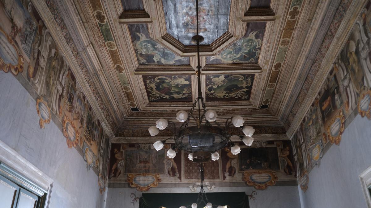Palazzo Comunale Cammara Picta - Municipal Palace Cammara Picta