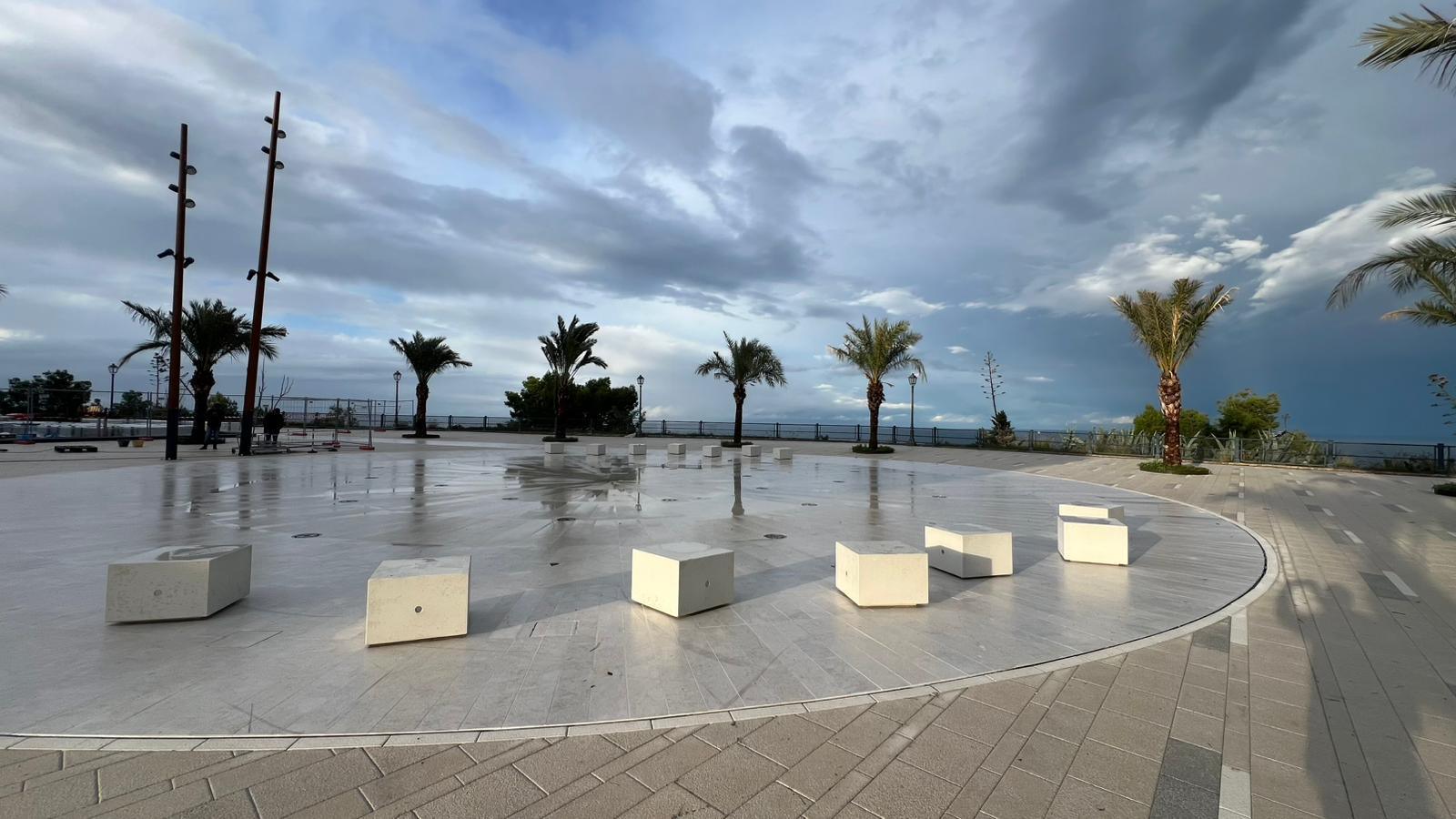 7 Novembre: i nuovi arredi intorno alla fontana del Belvedere!