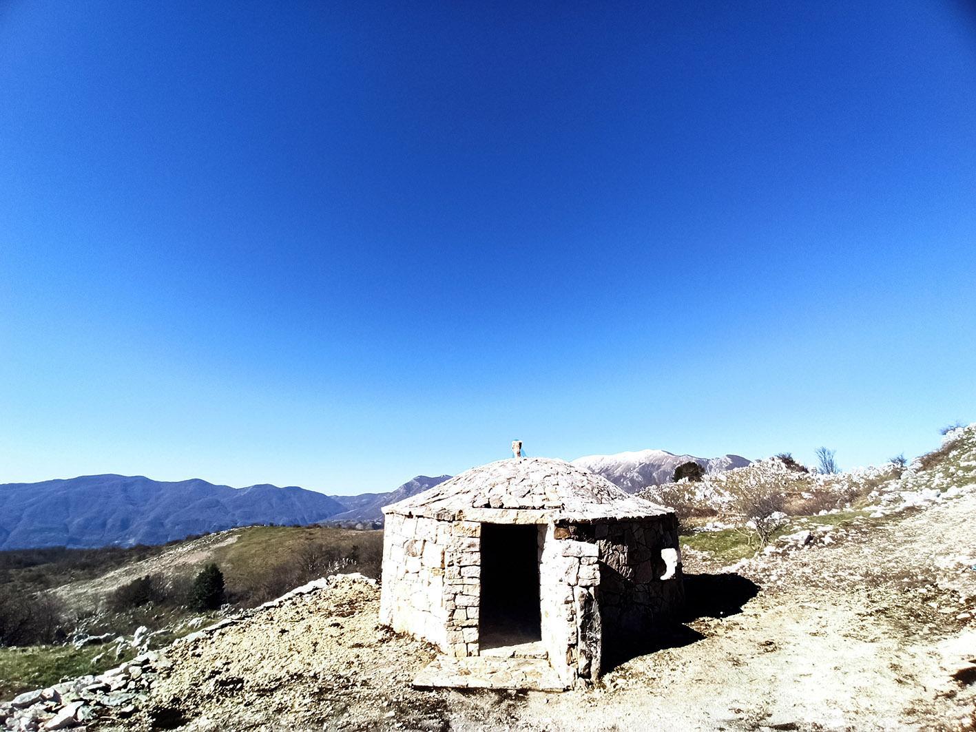 Sentiero del Vischio - Capanna dei pastori a tholos 