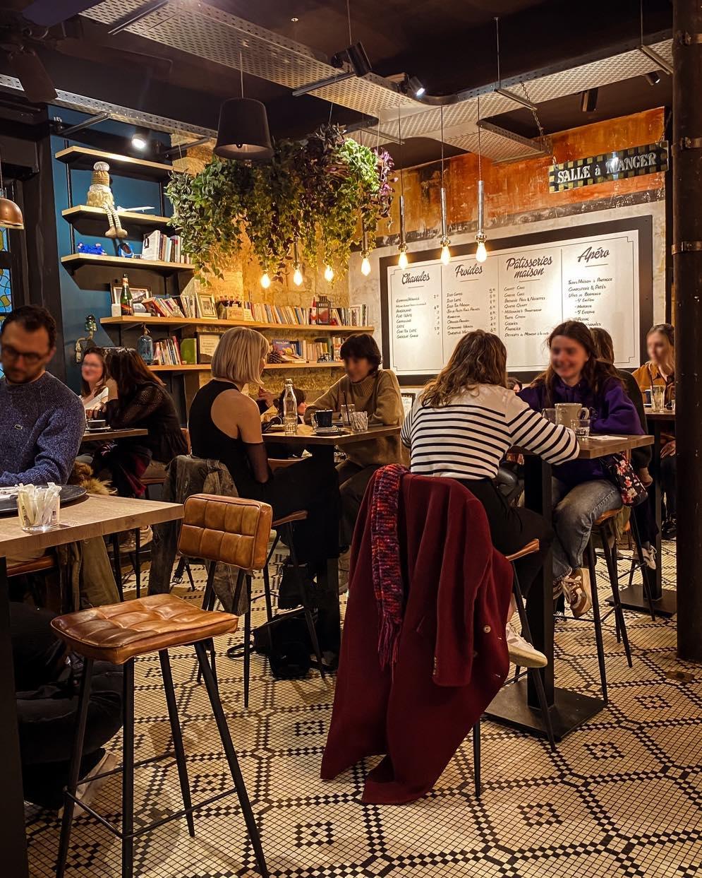 Books & Coffee