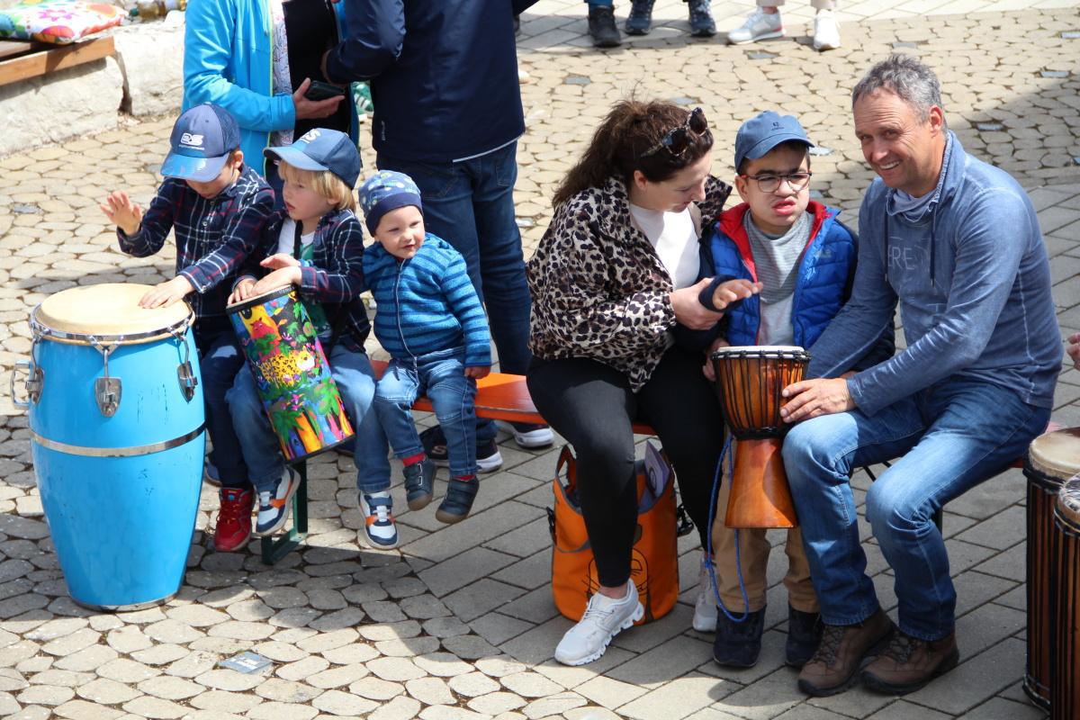 Drum Circle - Spaß, Rhythmus und Kreativität Drum Circle - Spaß, Rhythmus und Kreativität
