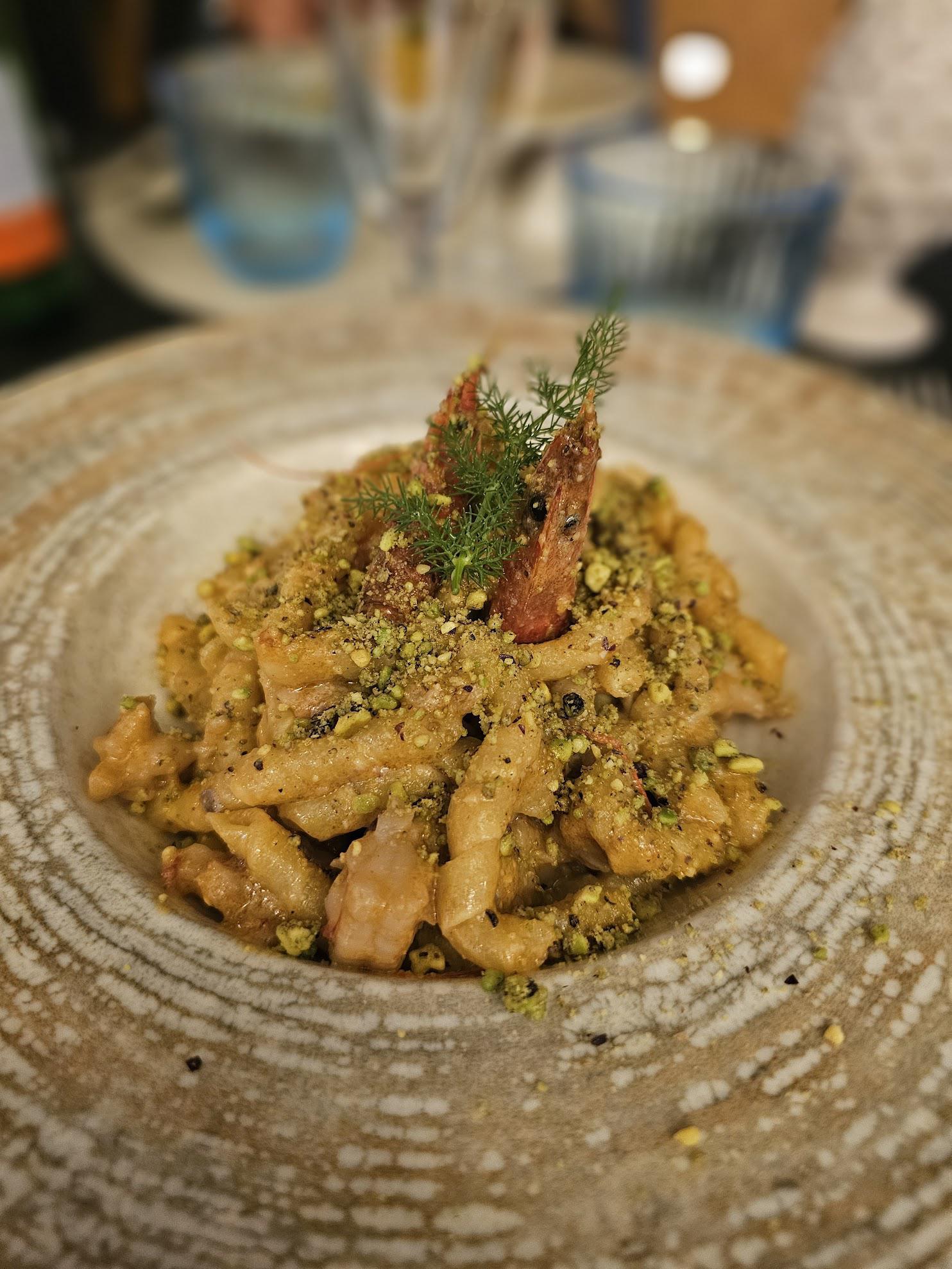 Busiata con pistacchio e gamberi