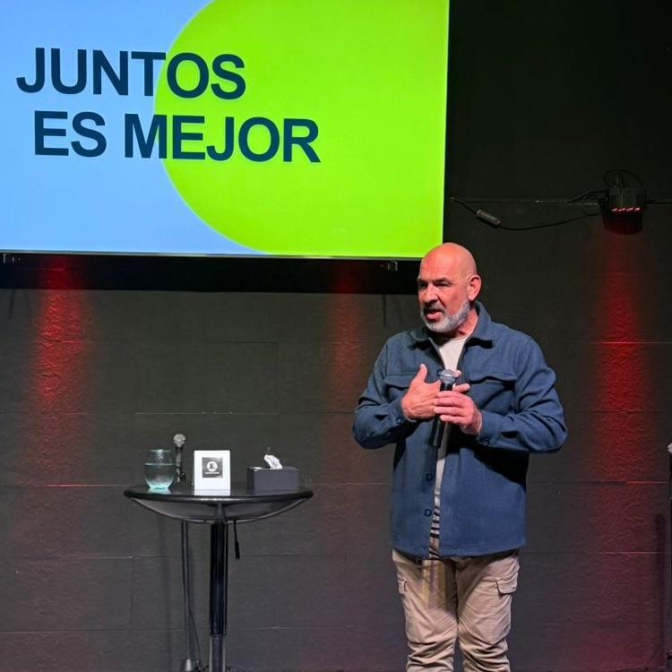 Jesús redefine la felicidad - Gustavo Justo