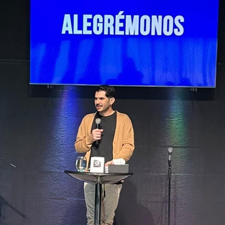 Alegrémonos - Elías Justo
