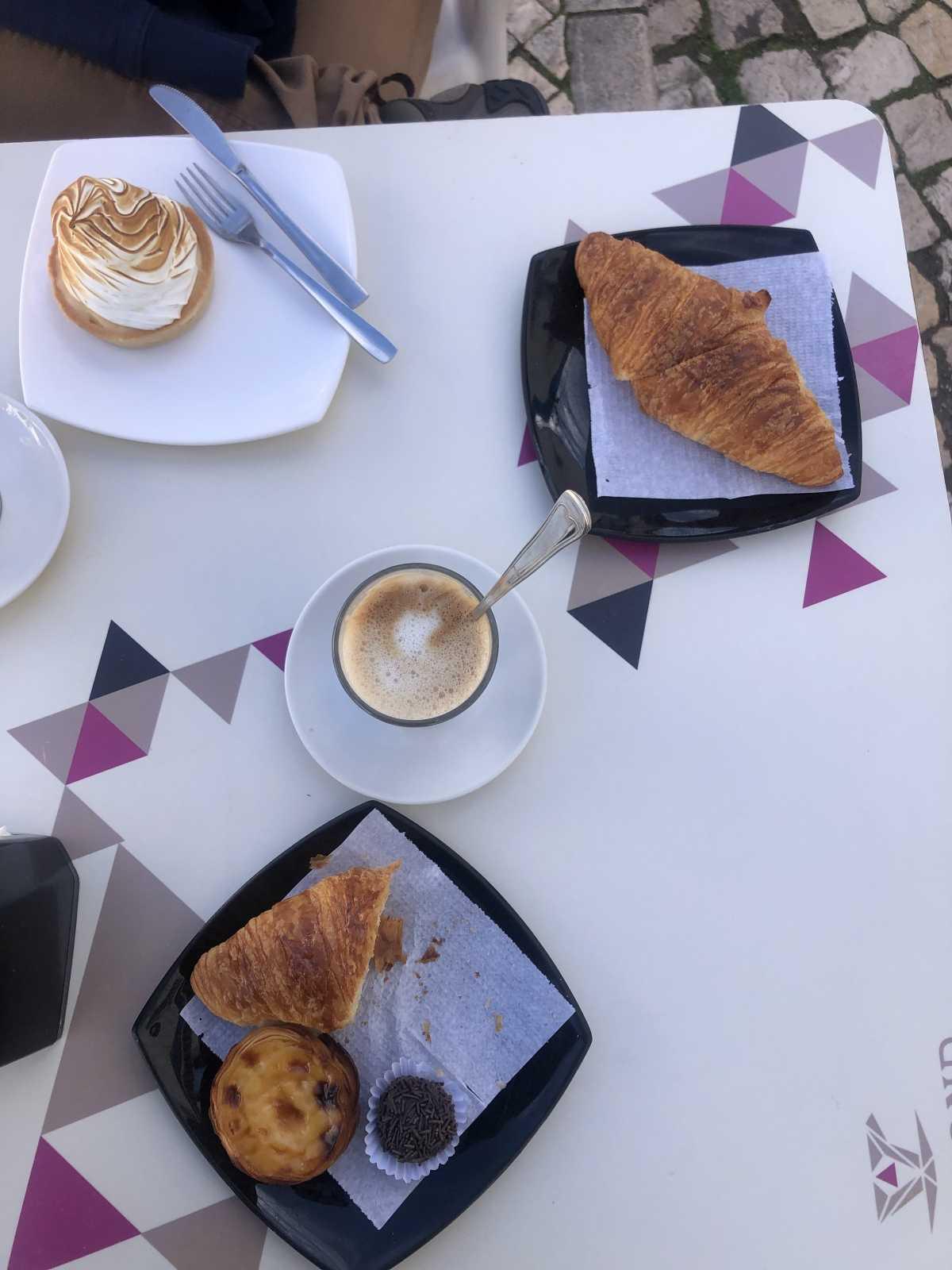 Meet the top 10 local attractions in Ericeira that you will never forget! Meet the top 10 local attractions in Ericeira that you will never forget!