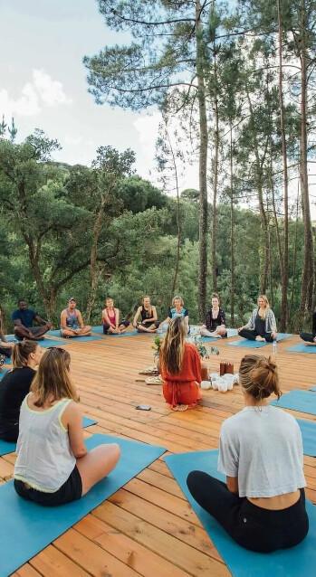 EMBODIED REMEMBRANCE WOMENS RETREAT