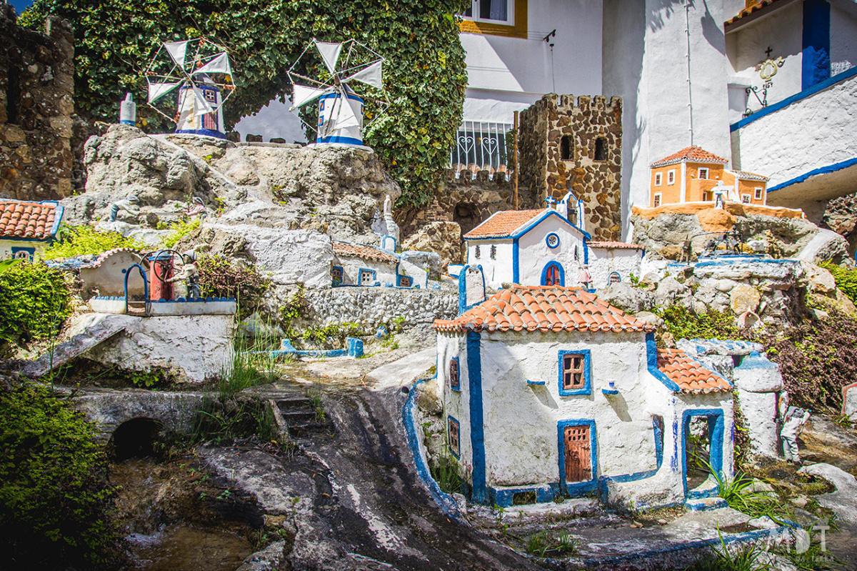 Learn the influence of the surf culture in the Portuguese beach of Ericeira and the amazing Baroque Mafra National Palace Learn the influence of the surf culture in the Portuguese beach of Ericeira and the amazing Baroque Mafra National Palace