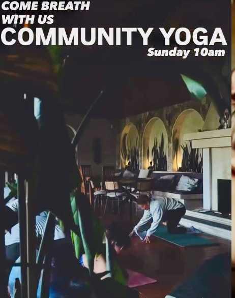 Sunday Yoga in Breakpoint