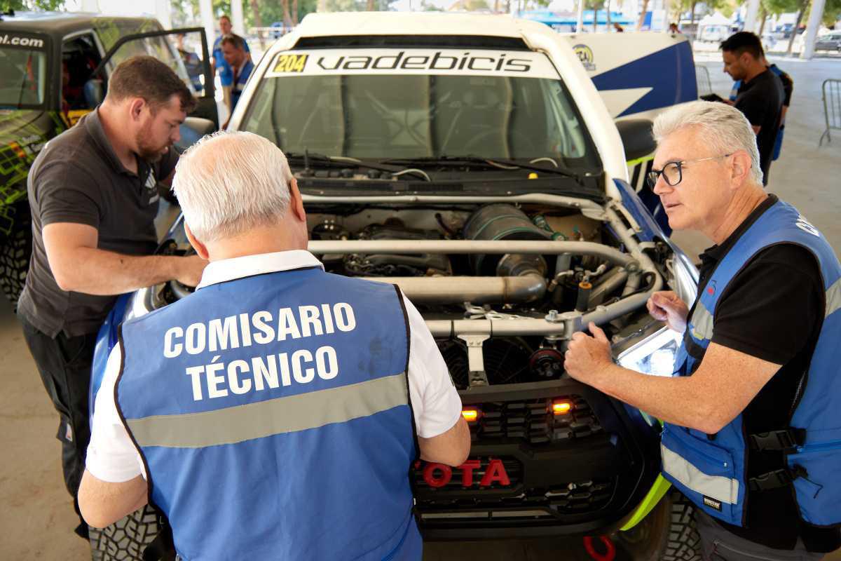 El Recinto Ferial Huerto de la Rueda recibe a los primeros equipos de la 13 Baja Lorca - Ciudad del Sol El Recinto Ferial Huerto de la Rueda recibe a los primeros equipos de la 13 Baja Lorca - Ciudad del Sol