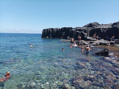 Discesa a mare di Bue Marino - Sea Access at Bue Marino