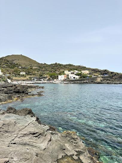 Porticciolo di Gadir - Little Port of Gadir