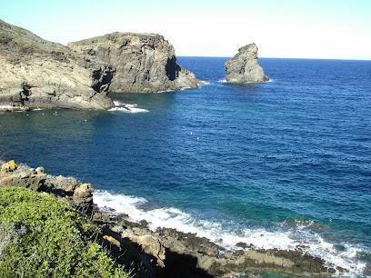 Faraglione di Tracino - Sea Stack of Tracino