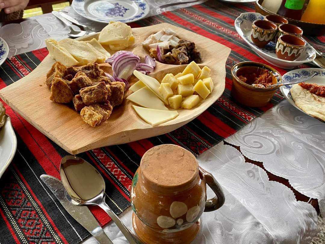 Ca la Mama Acasa Ca la Mama Acasa