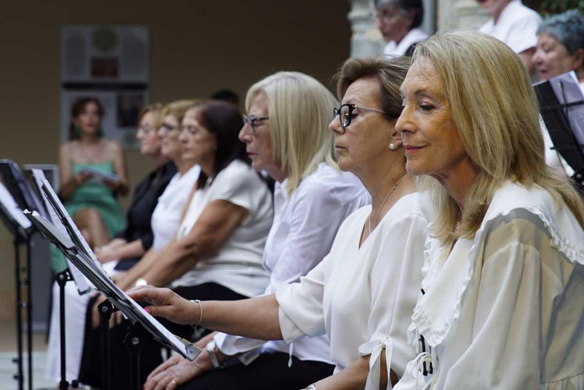 “LAS MUJERES DE VIVER NO SALIMOS EN LA WIKIPEDIA” 