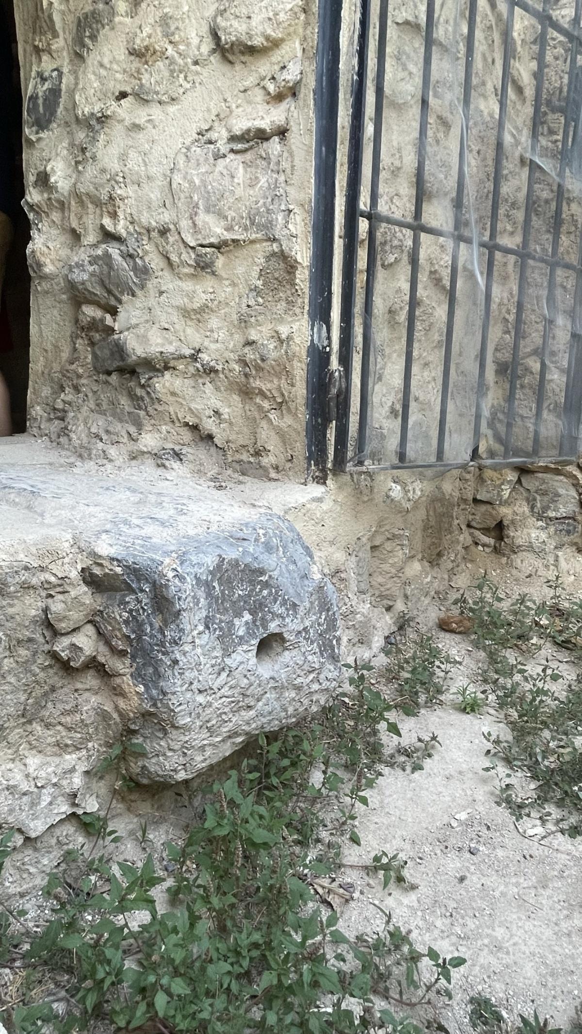 El Legado Vitivinícola de Viver: Historia, Tradición y Cubos Lagar