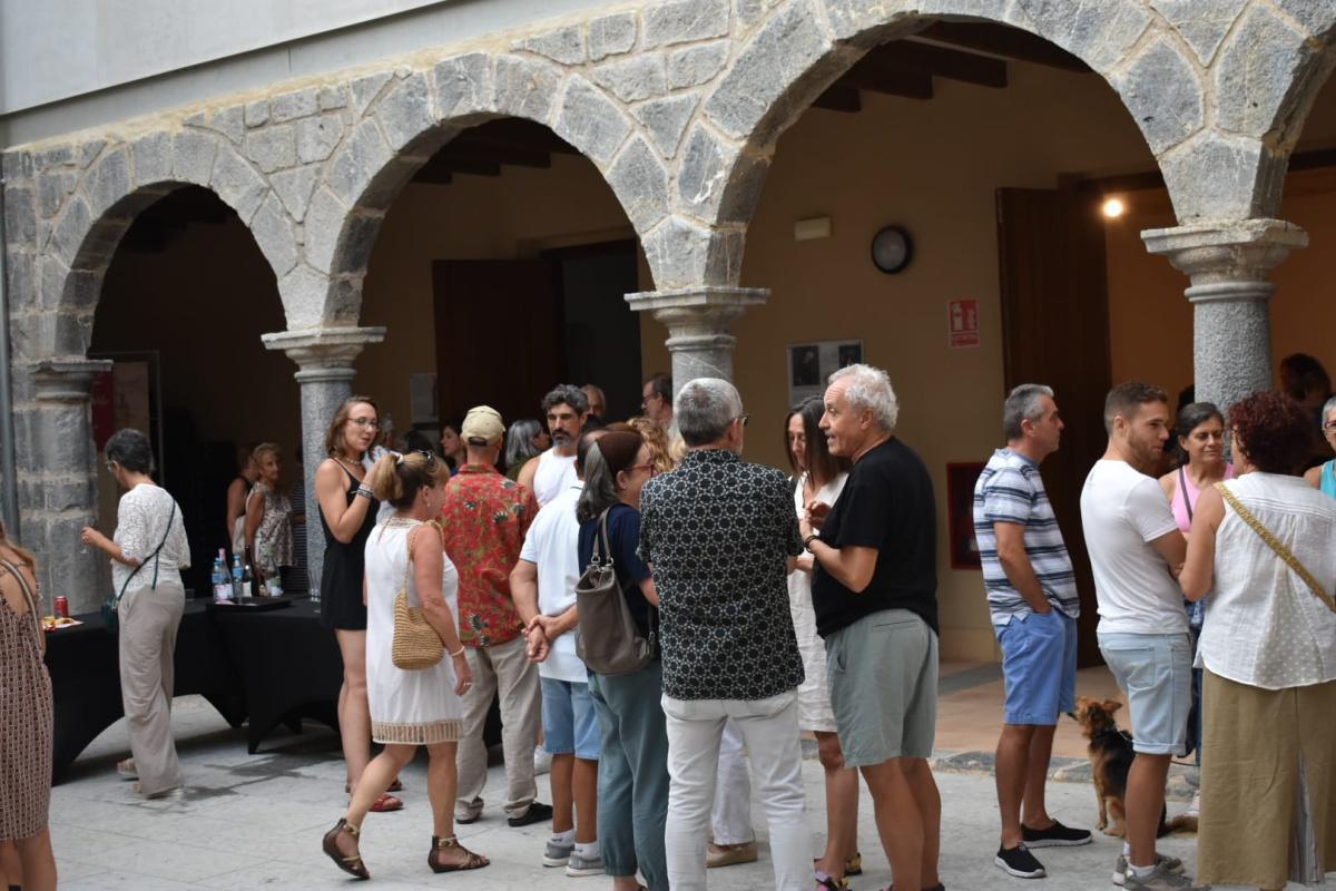 Me siento mía, de Pablo Ferrer Rabanaque Me siento mía, de Pablo Ferrer Rabanaque