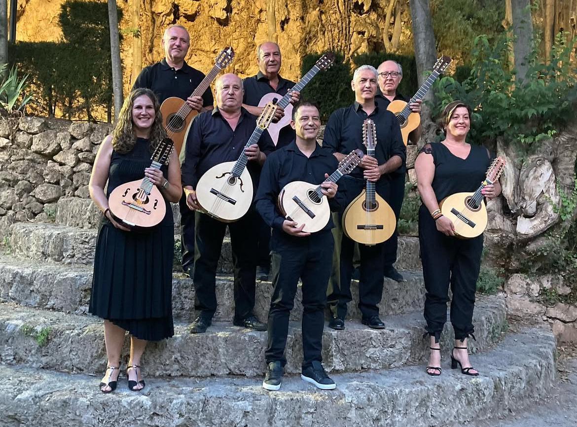 Grupo de pulso y púa El Almendro