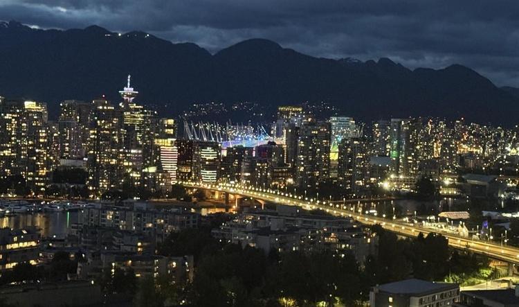 BC Place's Dome LIGHT Multicolor