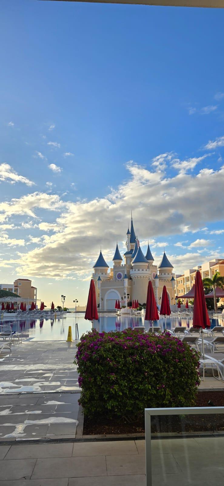 Fantasia Bahia Principe Tenerife : Le paradis des enfants (et des parents) au bord de l’océan 🌴🏰