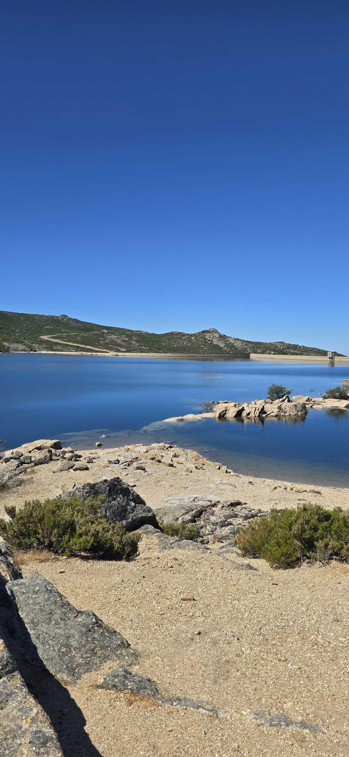 Serra da Estrela : Grand bol d’air pur au sommet du Portugal 🏔️❄️ Serra da Estrela : Grand bol d’air pur au sommet du Portugal 🏔️❄️