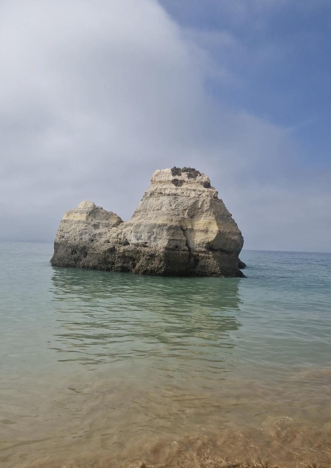 Portimão : Entre plages dorées, ruelles animées et saveurs de l’Algarve 🌊☀️