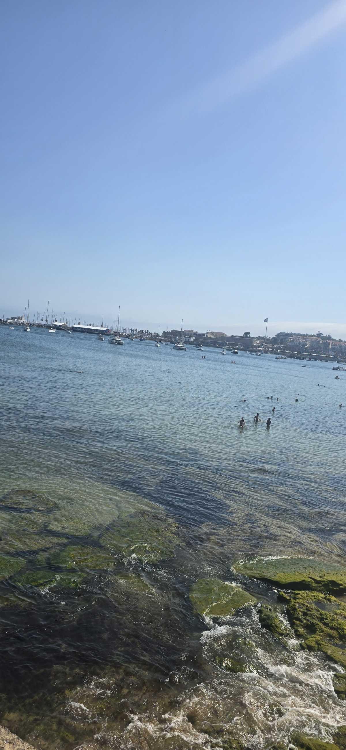 Praia da Duquesa (Cascais) : Une plage en plein centre, calme et parfaite pour les familles 🌊🌞