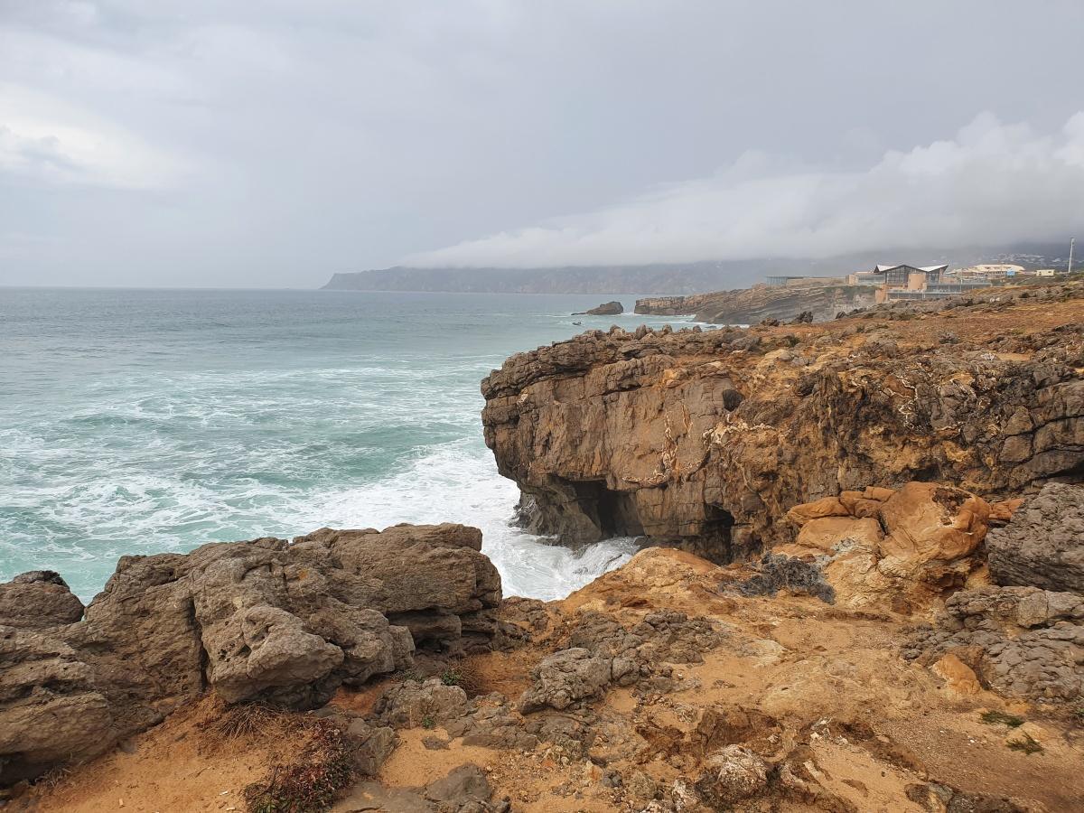 Boca do Inferno (Cascais) : Là où la mer rugit et la roche se déchaîne 🌊 Boca do Inferno (Cascais) : Là où la mer rugit et la roche se déchaîne 🌊
