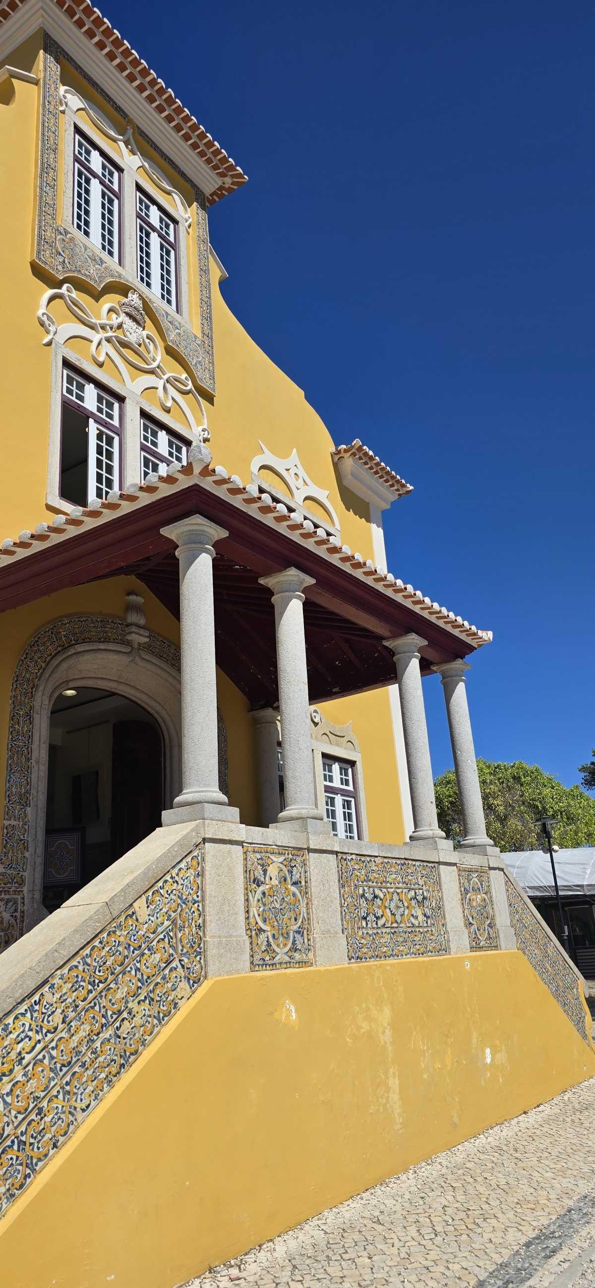  Casa da Guia (Cascais) : Flâner, manger, shopper… avec vue sur l’Atlantique 🌞🛍️