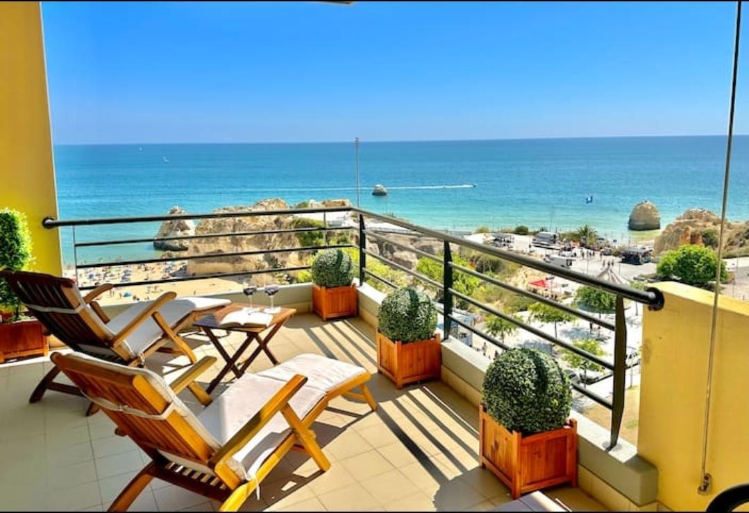 Appartement à Portimão : Vue mer, confort et accueil chaleureux pour toute la famille (même à 4 pattes) 🌊🐶 Appartement à Portimão : Vue mer, confort et accueil chaleureux pour toute la famille (même à 4 pattes) 🌊🐶