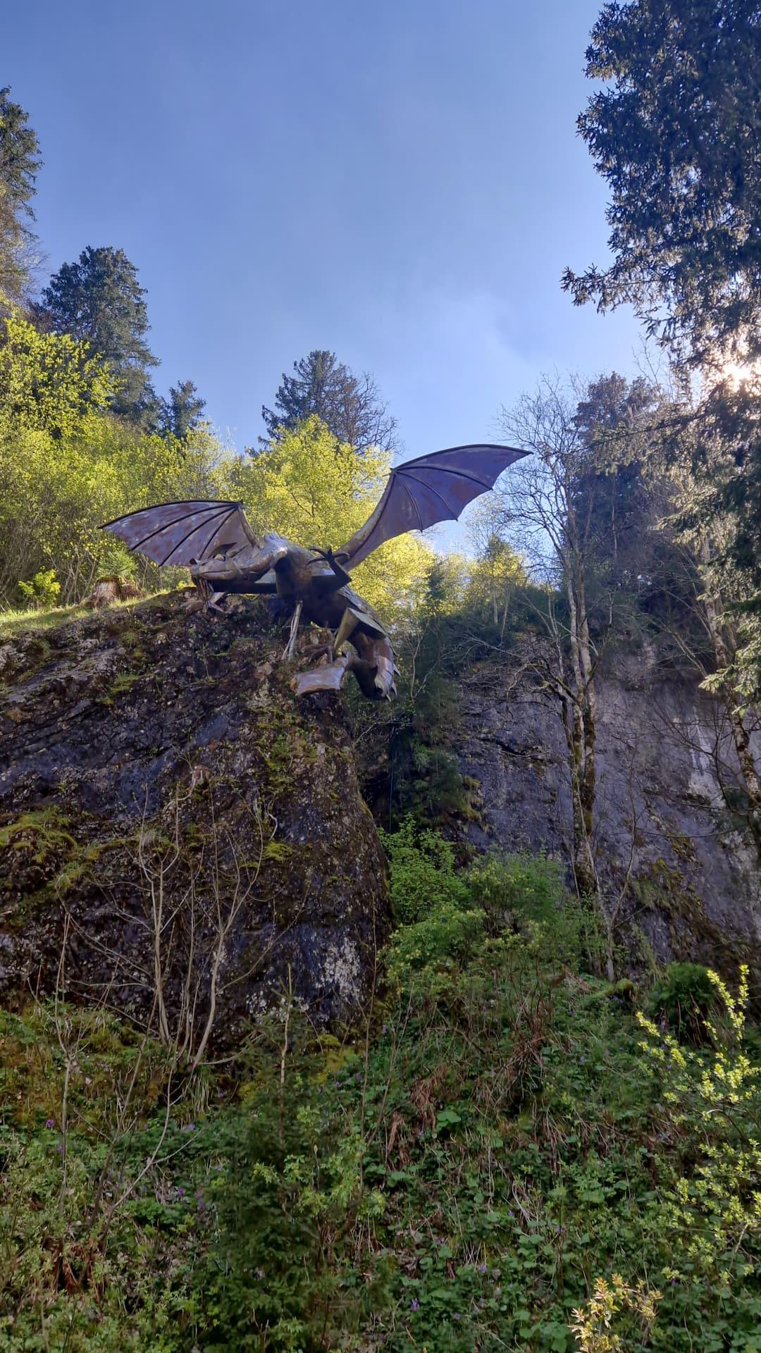 Lac Noir (Fribourg) : Une randonnée ludique et magique autour du Schwarzsee 🌲🐾