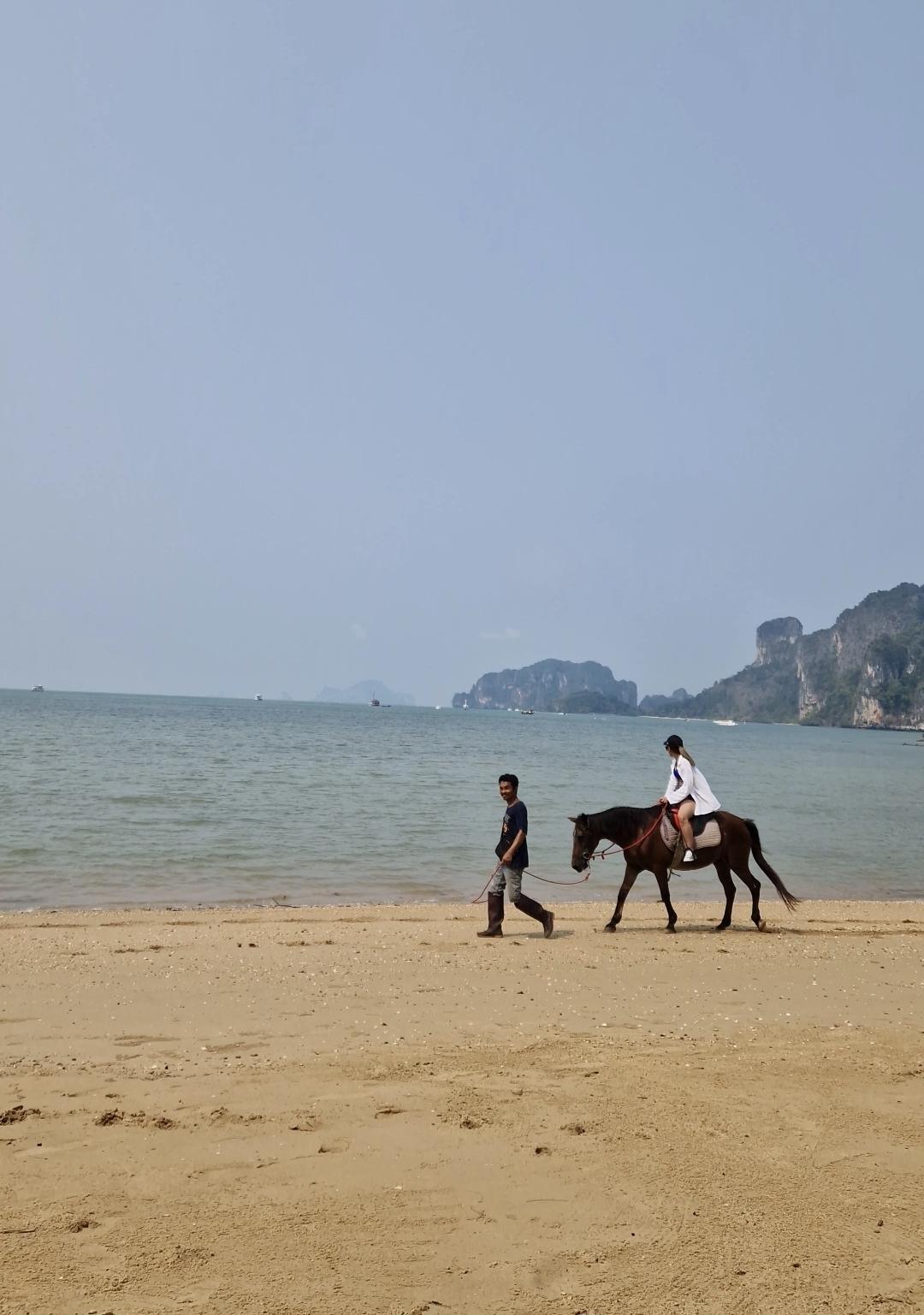🌴 Krabi en famille : culture, plages et éclats de rire sous Songkran