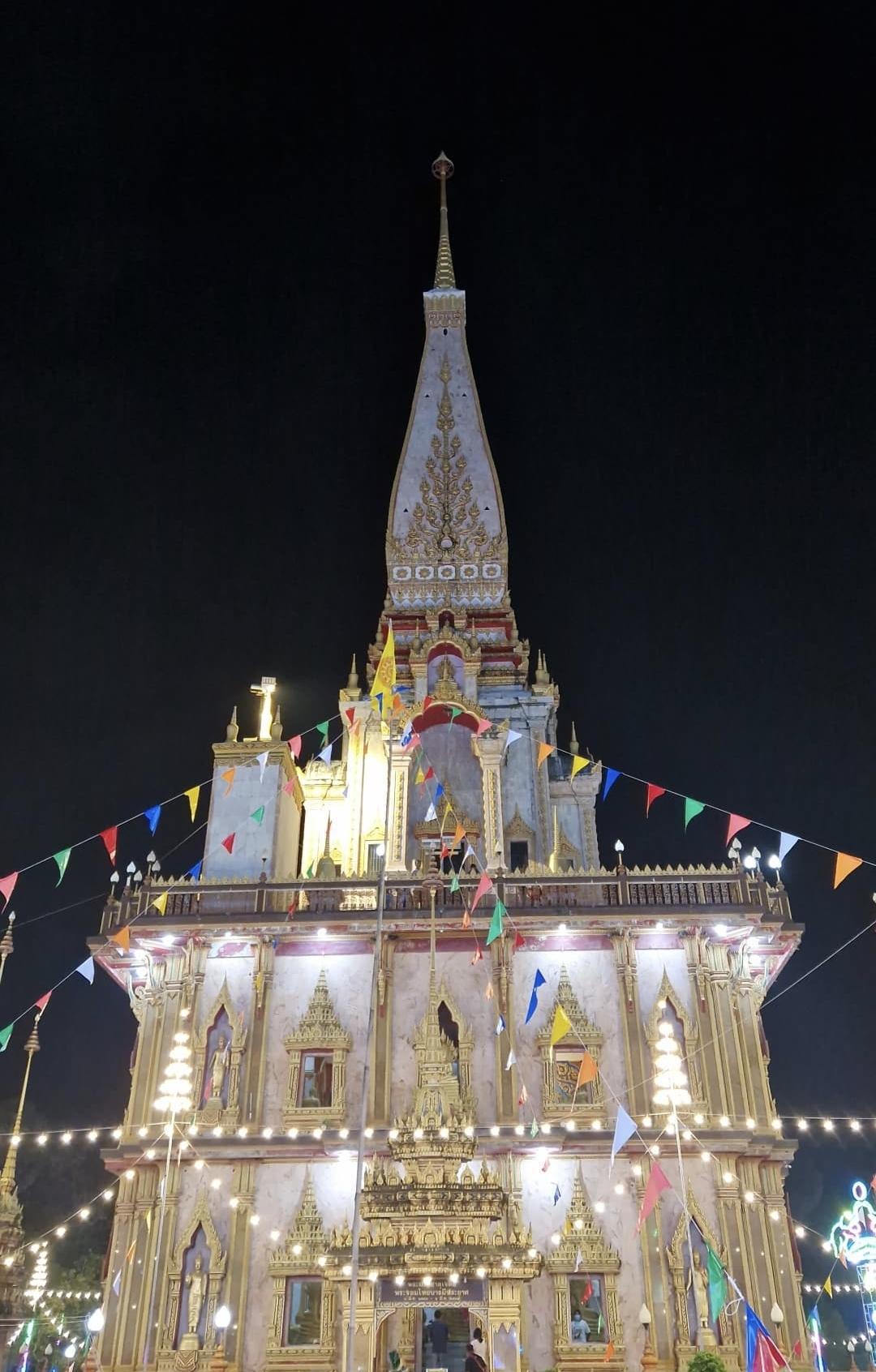 Wat Chalong – Le temple incontournable de Phuket ✨ Wat Chalong – Le temple incontournable de Phuket ✨