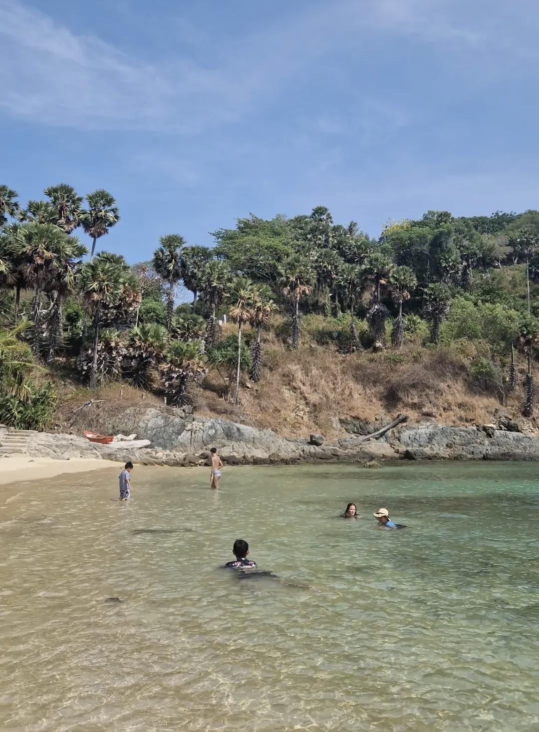 🏖️ Yanui Beach : snorkeling, kayak et ambiance familiale