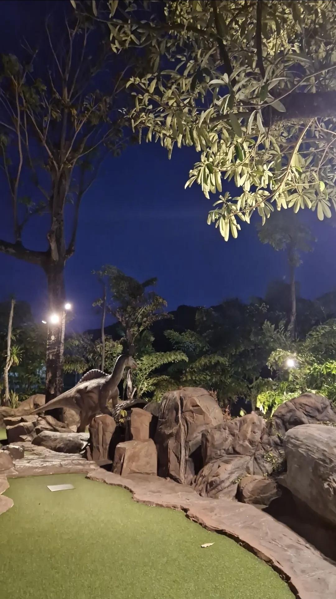 🦕 Dino Park Mini Golf à Kata : une aventure préhistorique en famille 🦕 Dino Park Mini Golf à Kata : une aventure préhistorique en famille