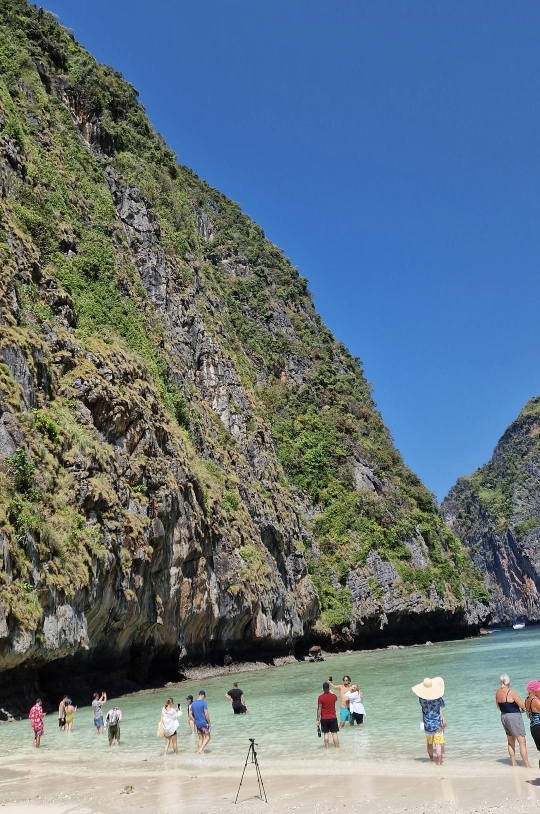 🏖 Maya Bay – la célèbre plage sur l'ile en face de Koh Phi Phi 🌊