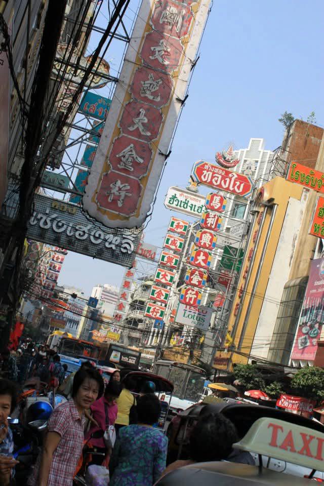 🏮 Chinatown Bangkok – Couleurs, saveurs et ambiance typique 🎏