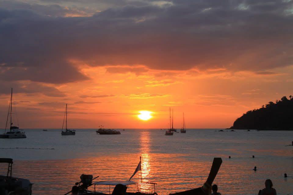 Ricci House Resort – Les pieds dans le sable à Koh Lipe 👣🌅 Ricci House Resort – Les pieds dans le sable à Koh Lipe 👣🌅
