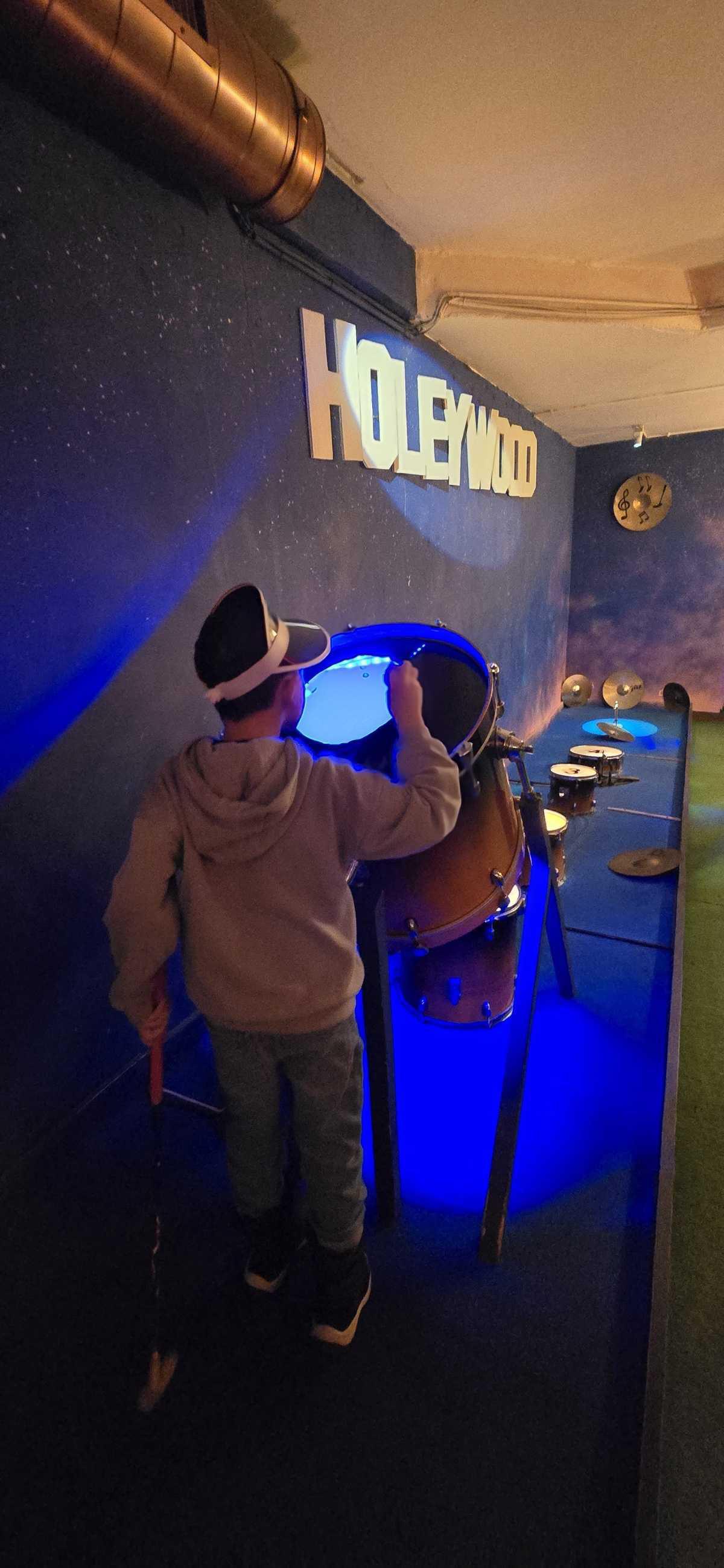 ⛳🎬 RollerSGolf Genève — Mini-golf interactif et fun pour toute la famille ⛳🎶 ⛳🎬 RollerSGolf Genève — Mini-golf interactif et fun pour toute la famille ⛳🎶