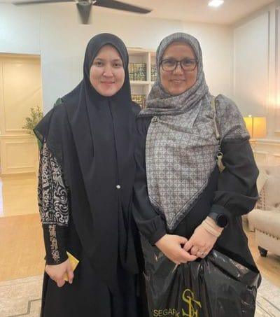 Puan Fauziah dan Mohd Fitri Mohd Isa Puan Fauziah dan Mohd Fitri Mohd Isa