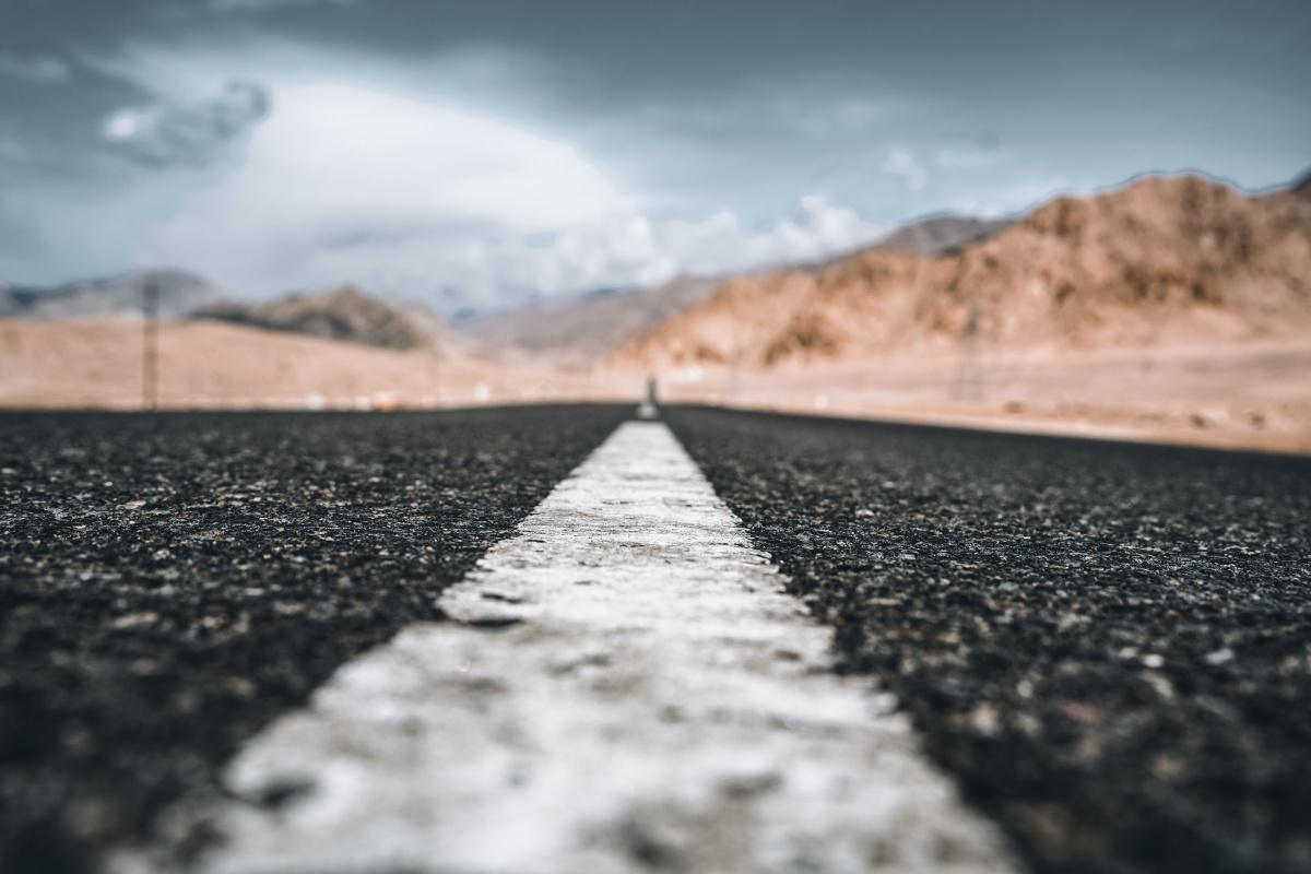 لماذا نرى نصّنا أوضح إذا كتبنا جملة في كل سطر؟