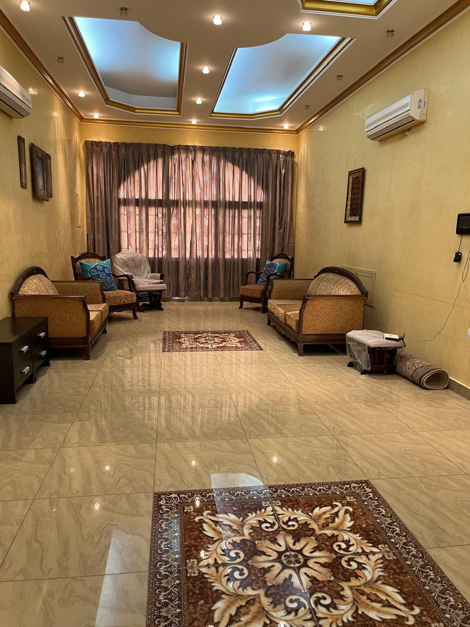 فيلا للبيع فالشارقة منطقة واسط فيلا للبيع فالشارقة منطقة واسط