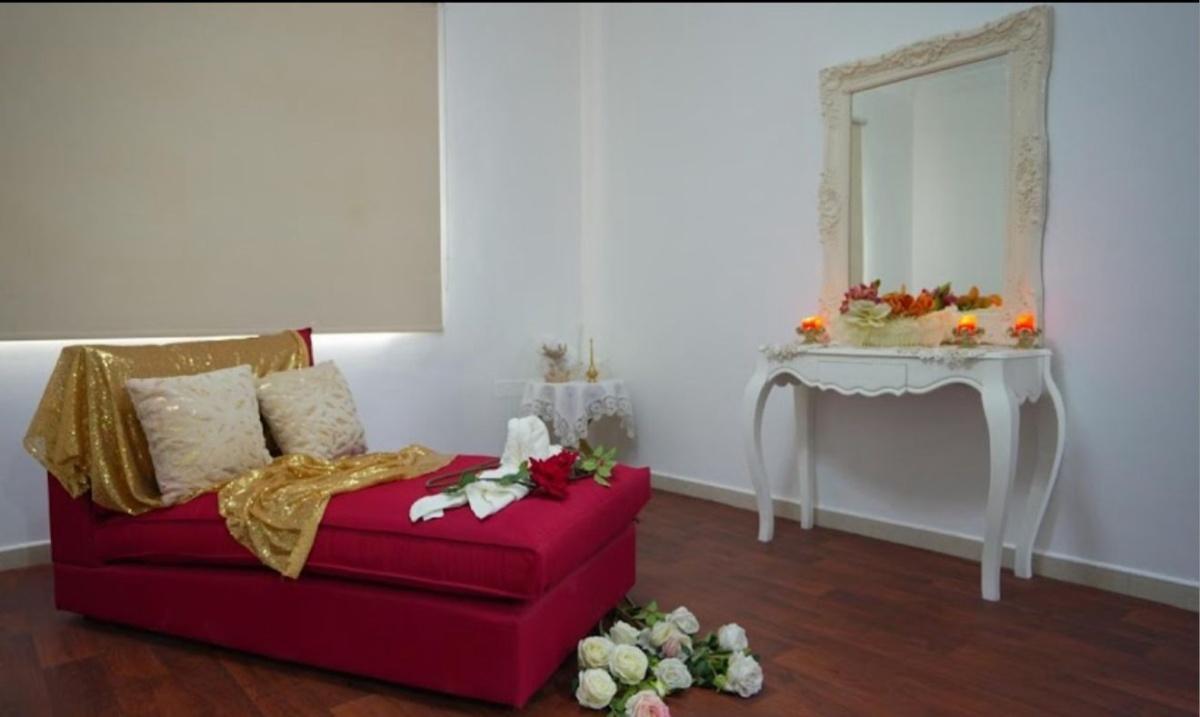 Villa with salon and spa for sale in Abu Dhabi / Al Bateen Villa with salon and spa for sale in Abu Dhabi / Al Bateen