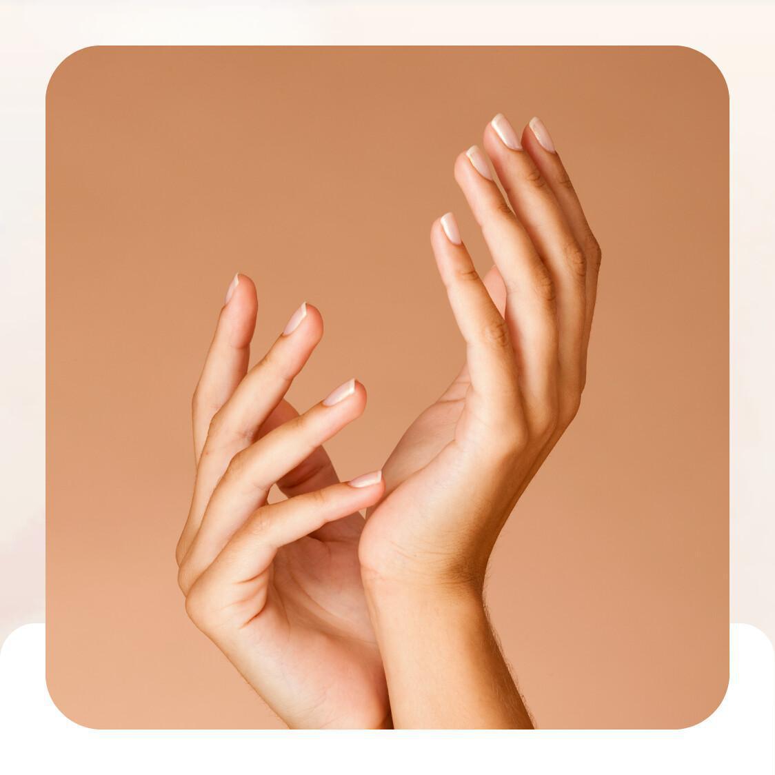 Manicure classica Manicure classica