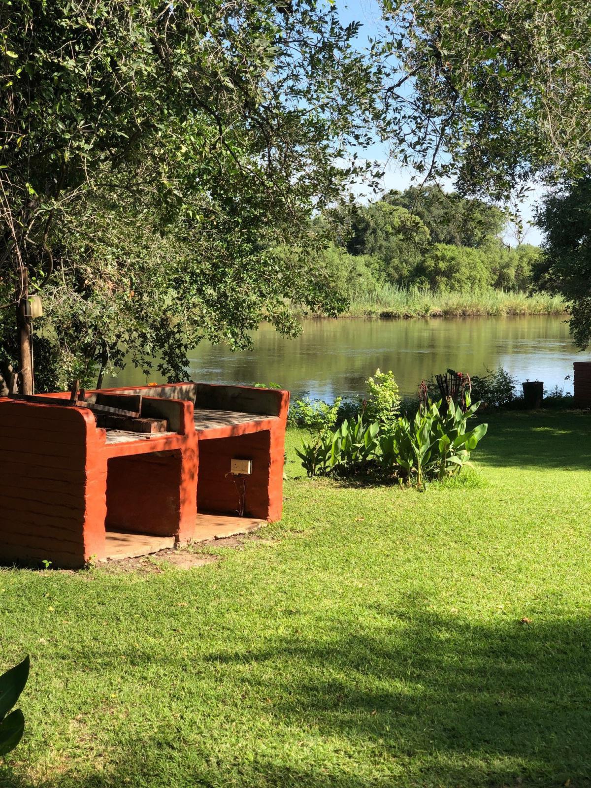 Rainbow River Lodge
