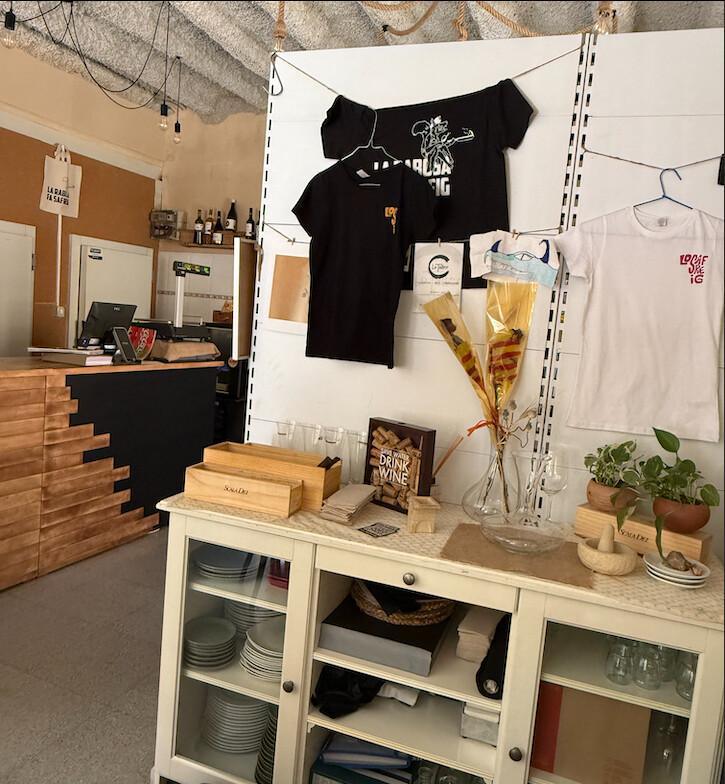 🍽️ Lo safreig. Restaurant i botiga, tot en un espai 🍽️ Lo safreig. Restaurant i botiga, tot en un espai